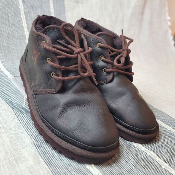 UGG Australia Men's Neumel Chukka Boots - Picture 1 of 11